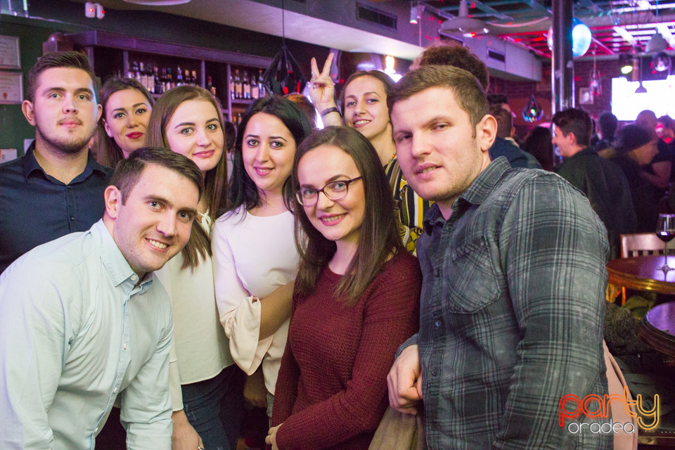 Students Party, Green Pub