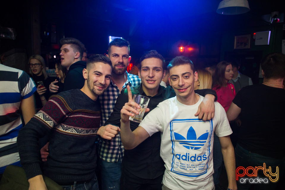 Students Party, Green Pub