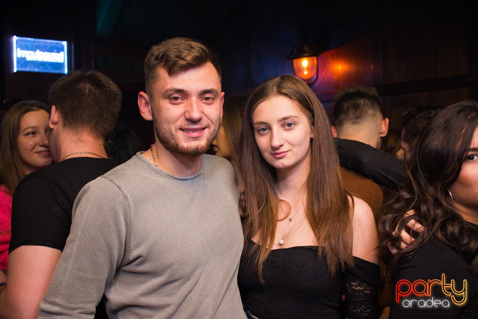 Students Party, Green Pub