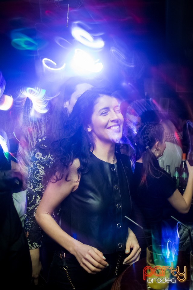 Students' Party, Green Pub