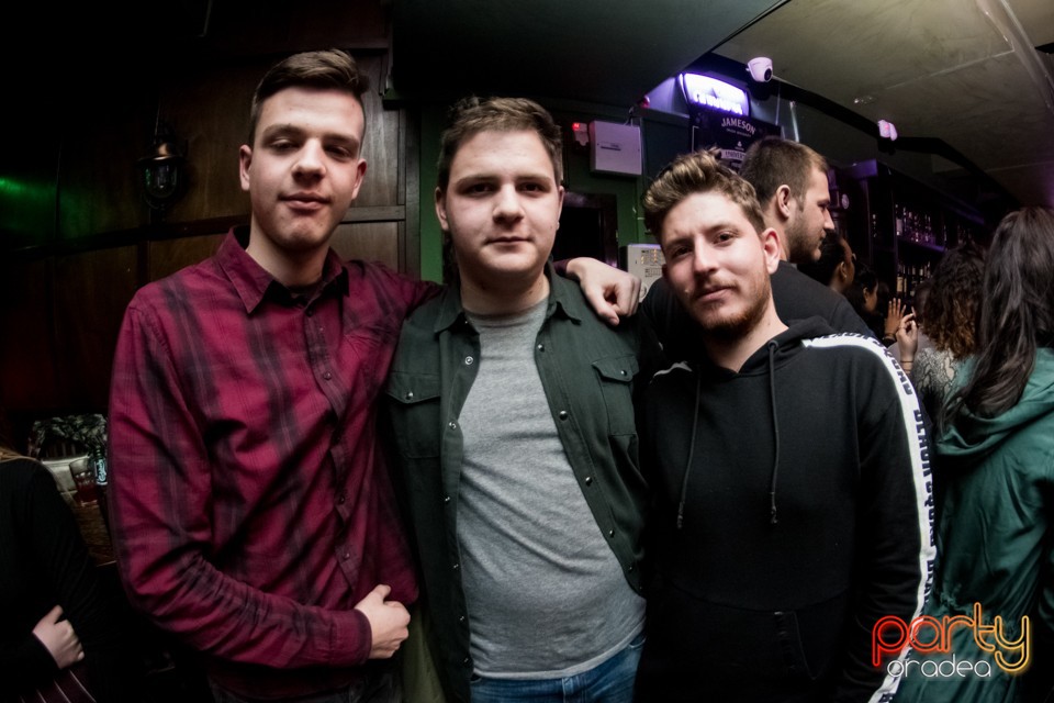 Students' Party, Green Pub