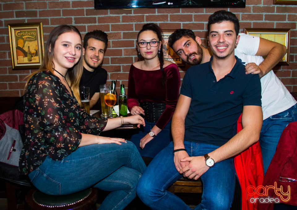 Students Party @ Green Pub, Green Pub