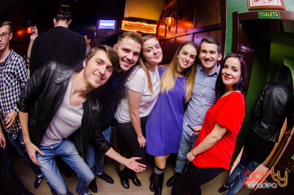 Students Party @ Green Pub, Green Pub