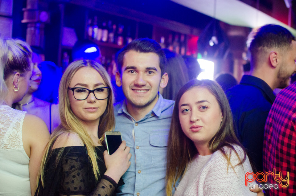 Students Party @ Green Pub, Green Pub