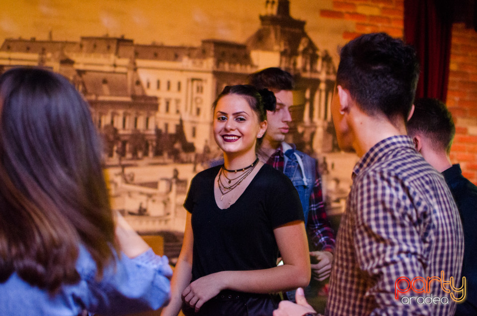 Students Party @ Green Pub, Green Pub