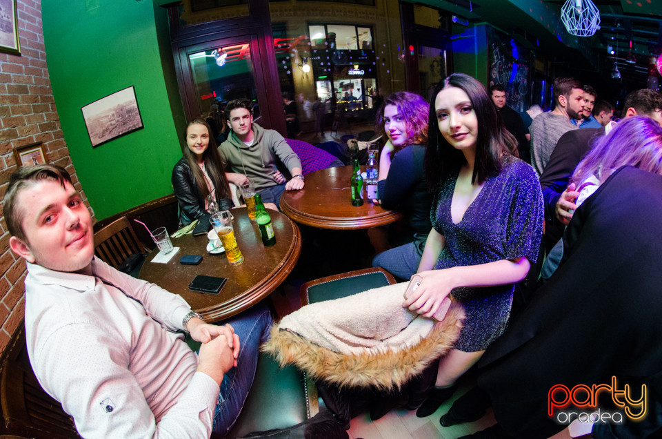 Students Party @ Green Pub, Green Pub