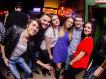 Students Party @ Green Pub