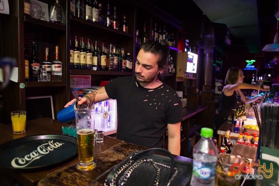 All Time Hits, Green Pub