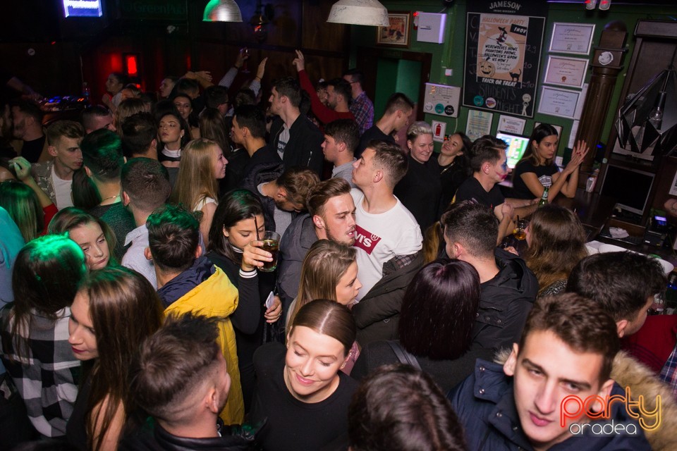 Students Party, Green Pub