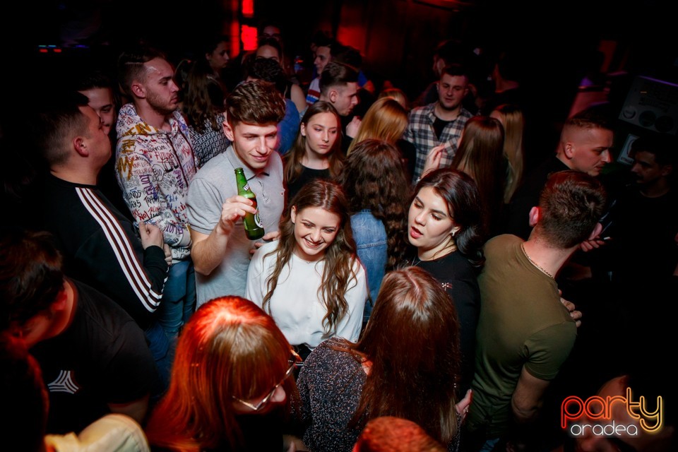 Students Party, Green Pub