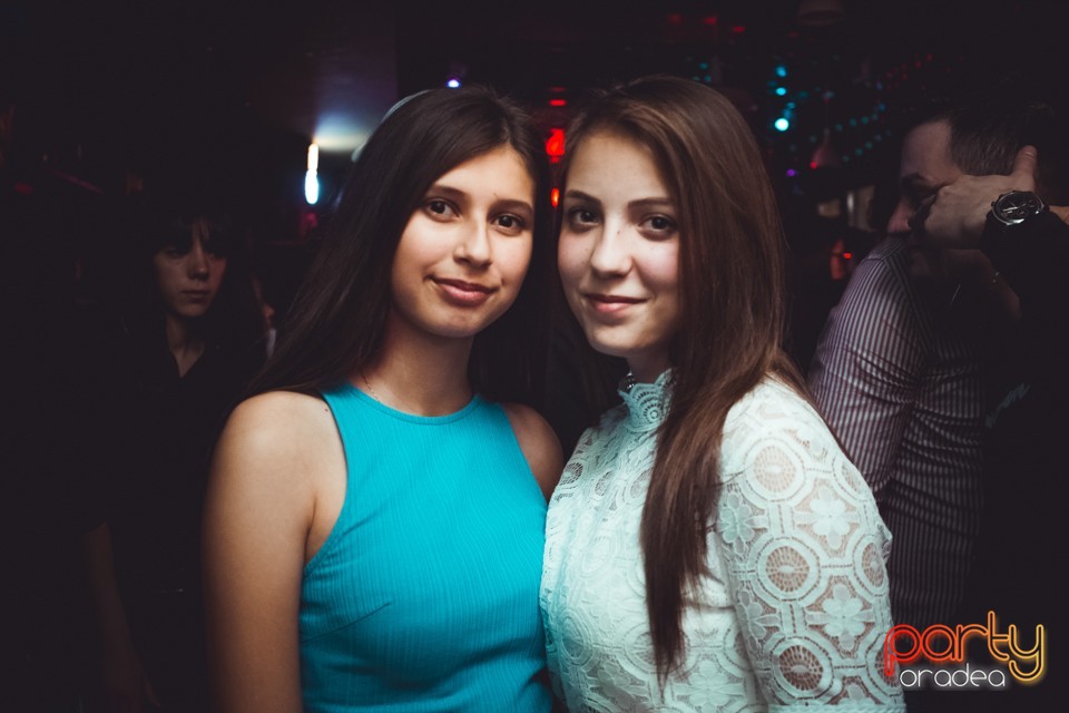 Students Party, Green Pub