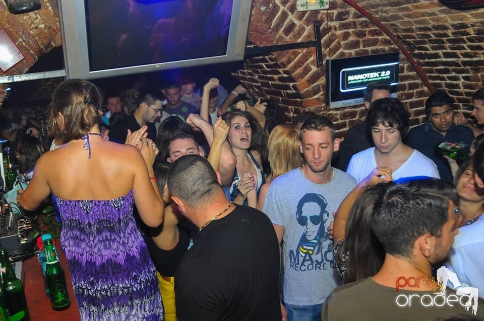 Studparty în Club Escape, 