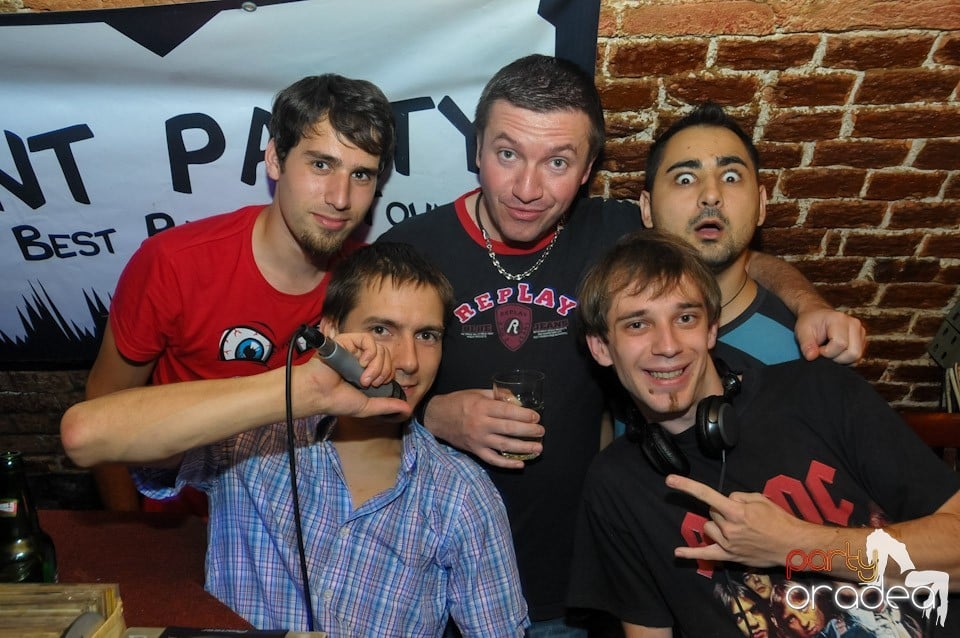 Studparty în Club Escape,