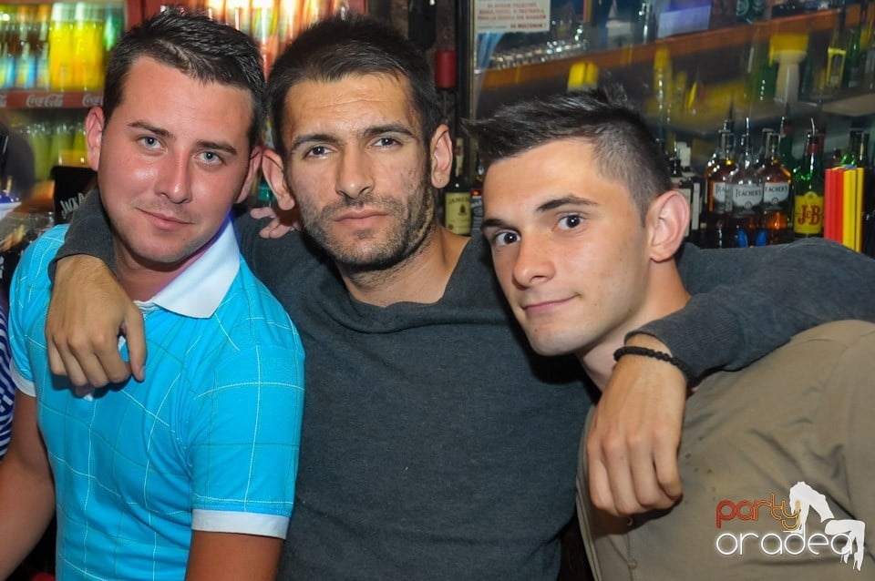 Studparty în Club Escape, 