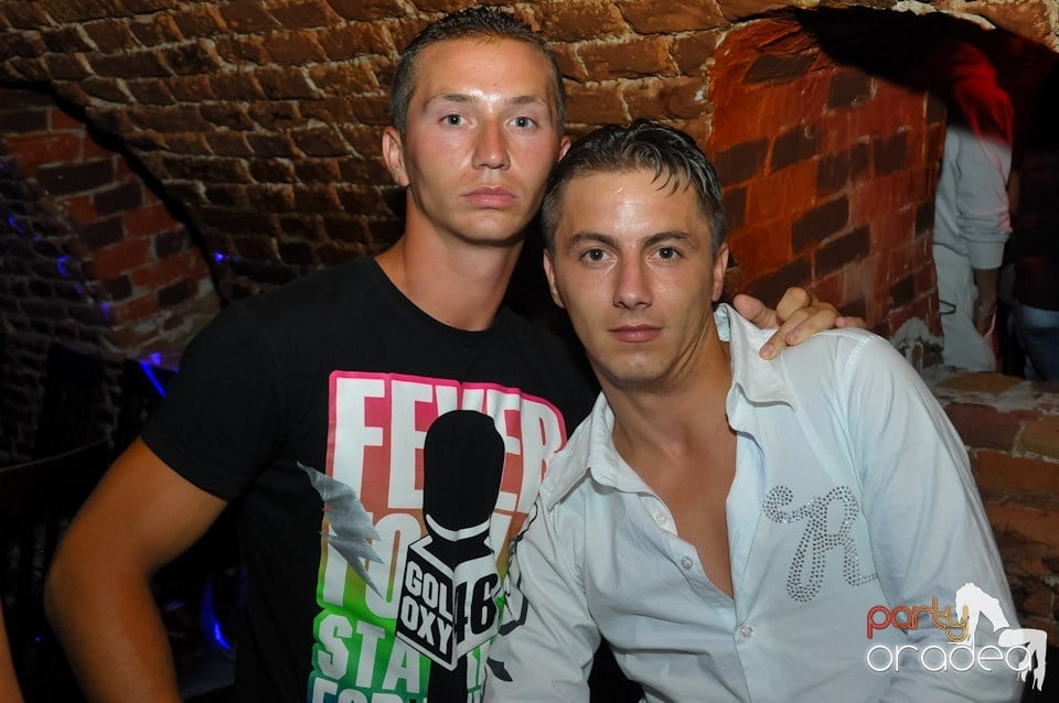 Studparty în Club Escape, 