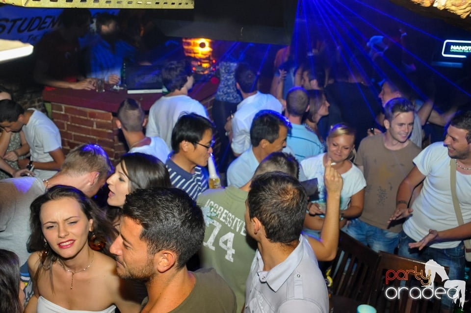 Studparty în Club Escape, 
