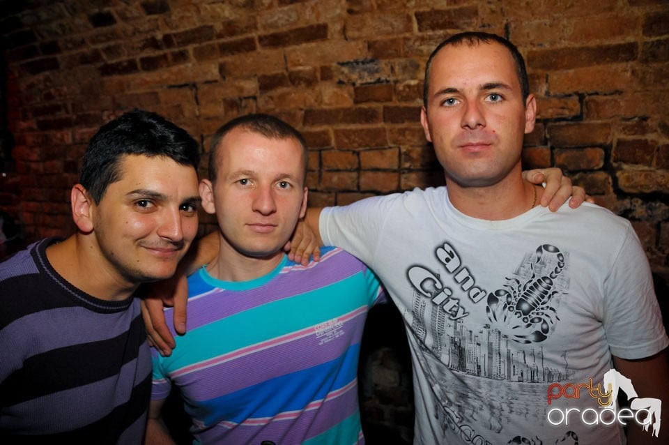 StudParty în Escape Club, 