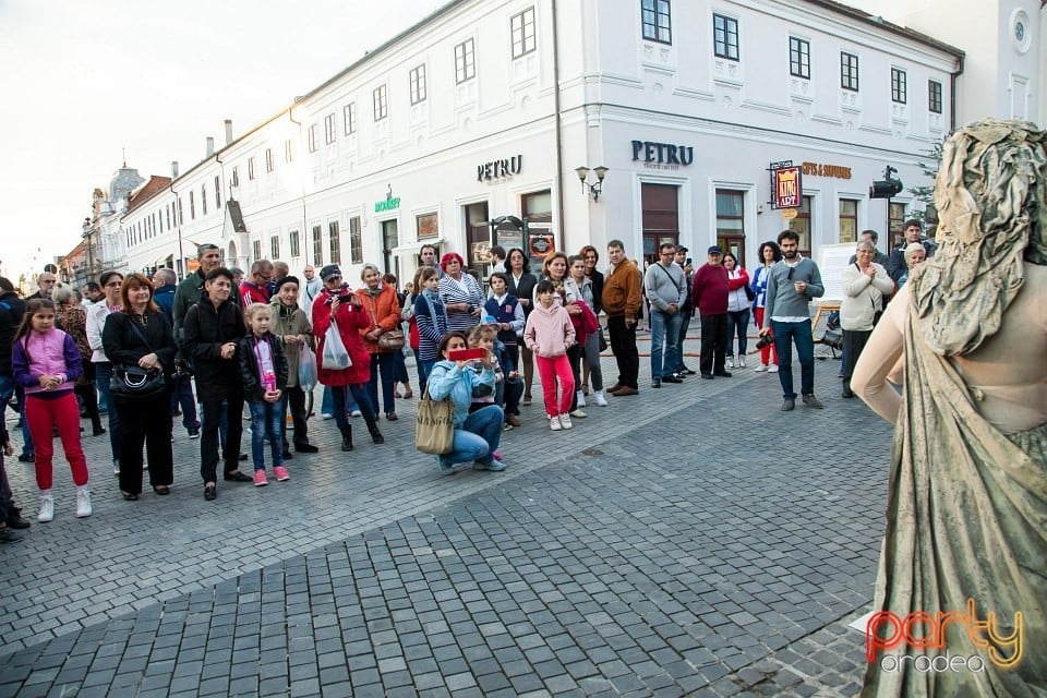 Sub semnul îngerului, Oradea