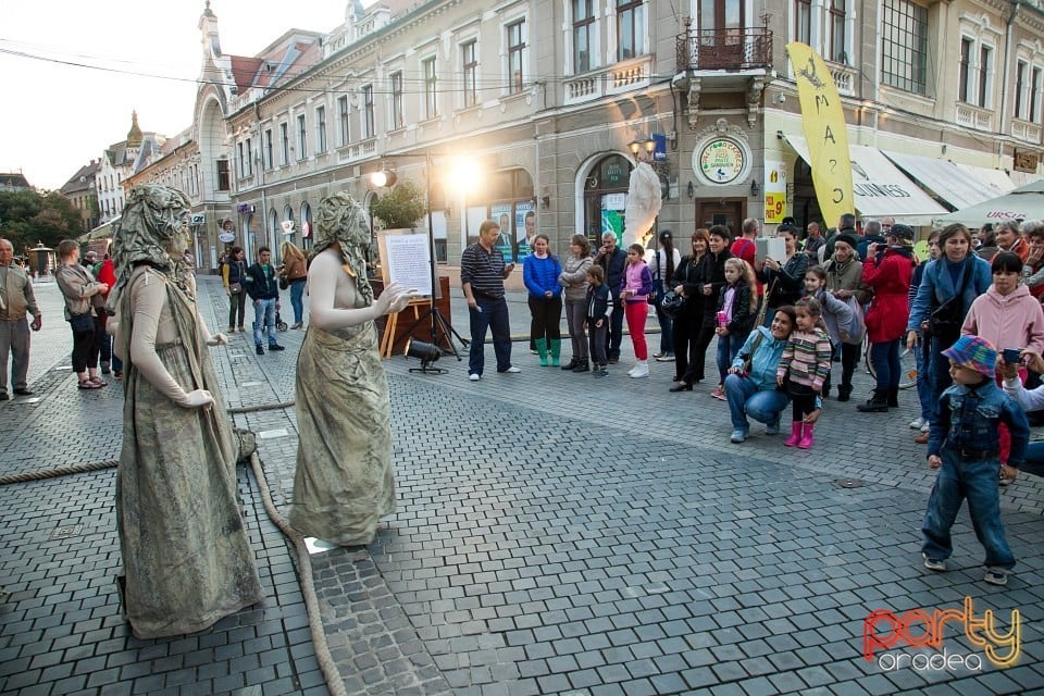 Sub semnul îngerului, Oradea