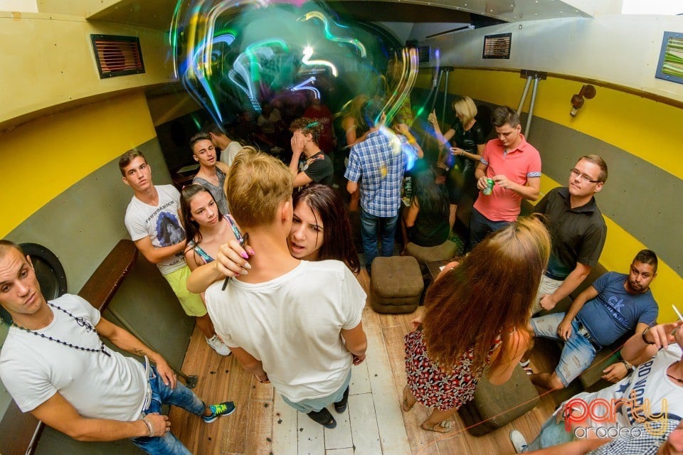 Submarine party, 