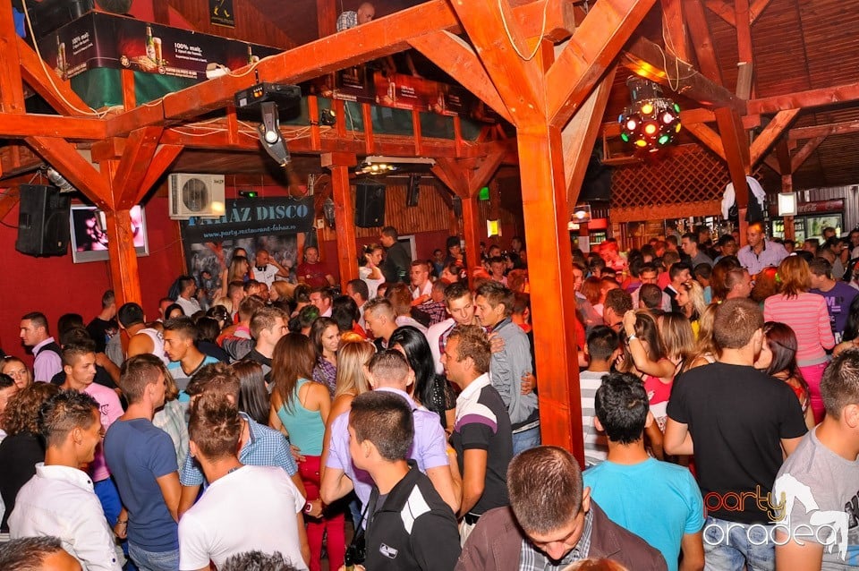 Summer Close Party în Faház,