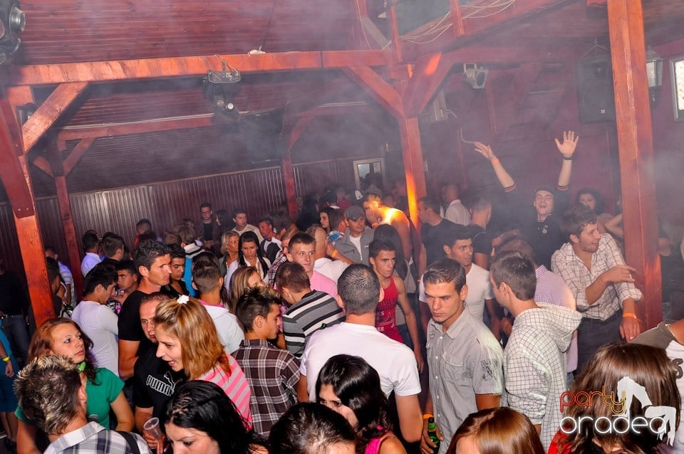 Summer Close Party în Faház,