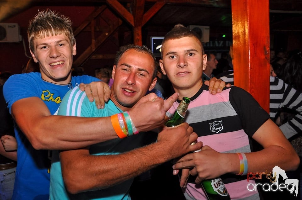Summer Close Party în Faház,