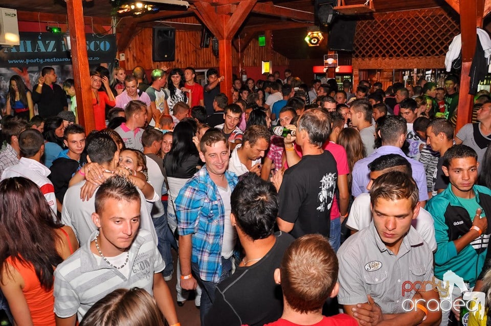 Summer Close Party în Faház,