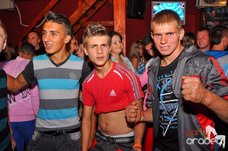 Summer Close Party în Faház,
