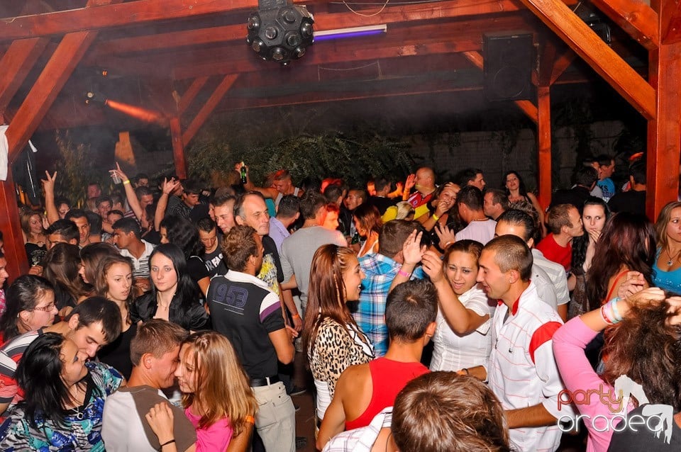 Summer Close Party în Faház,