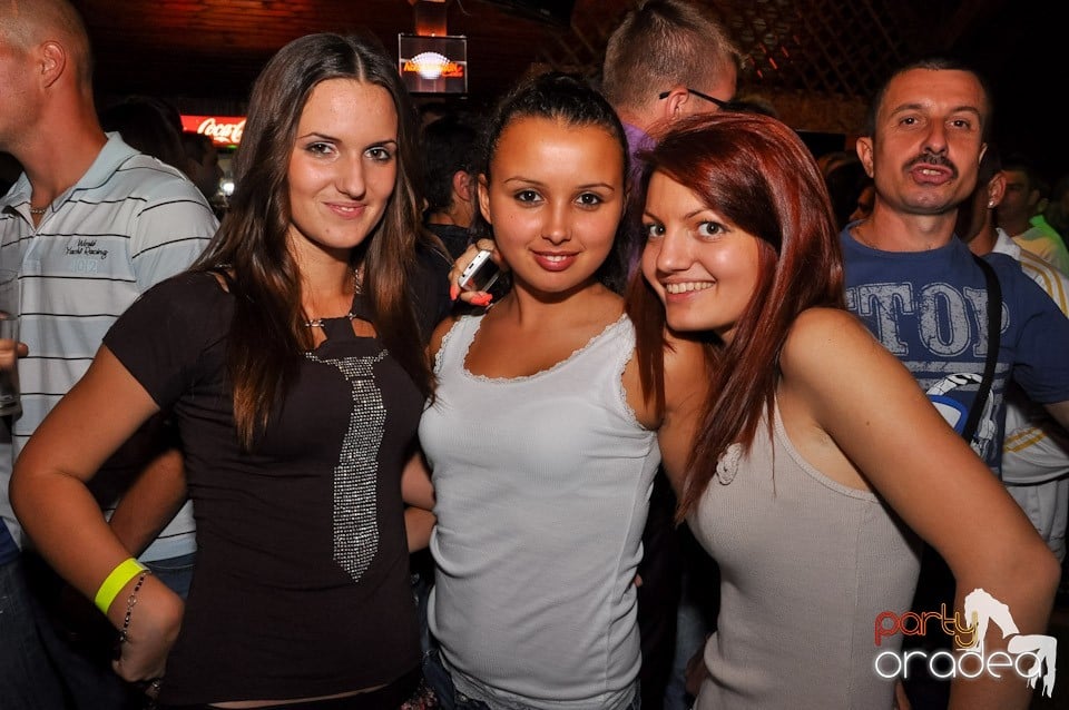 Summer Close Party în Faház,