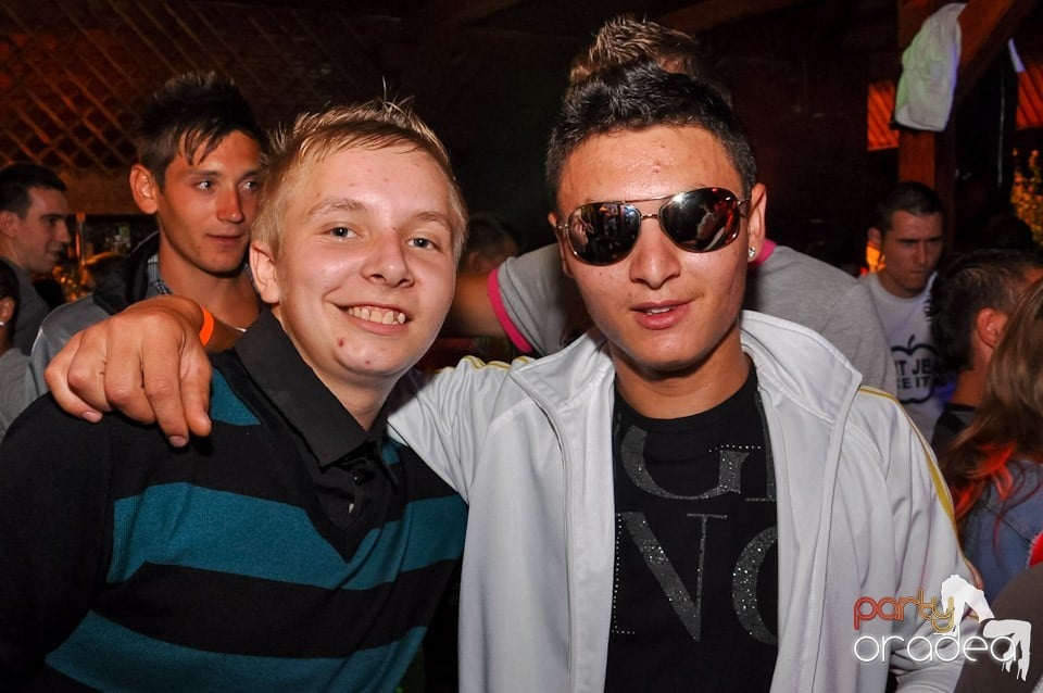 Summer Close Party în Faház,