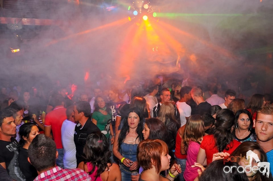 Summer Close Party în Faház,