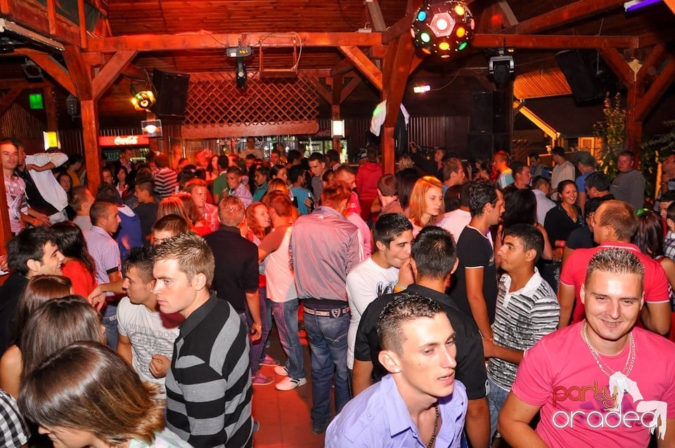 Summer Close Party în Faház,