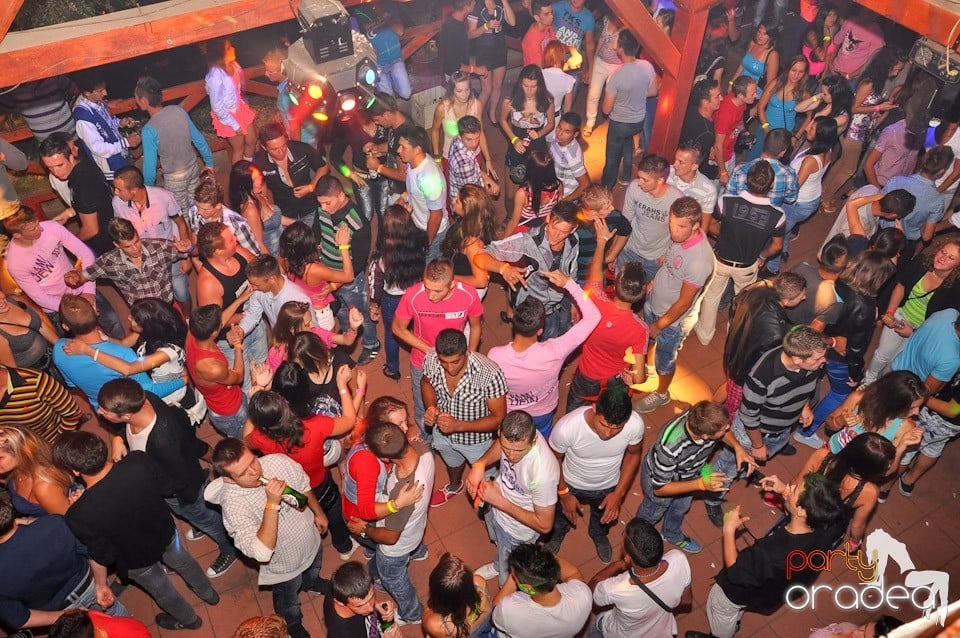 Summer Close Party în Faház,