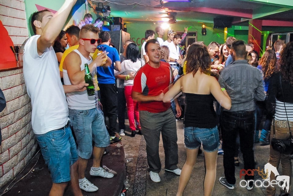 Summer Closing Party, Royal Party House
