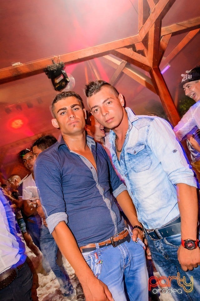 Summer Closing Party, 