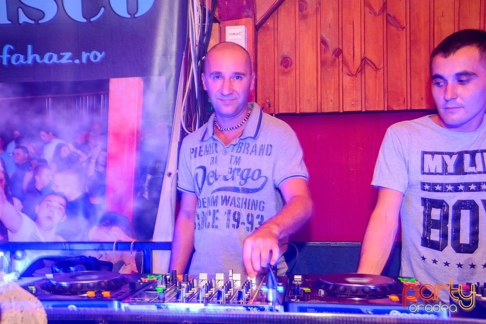 Summer Closing Party, 