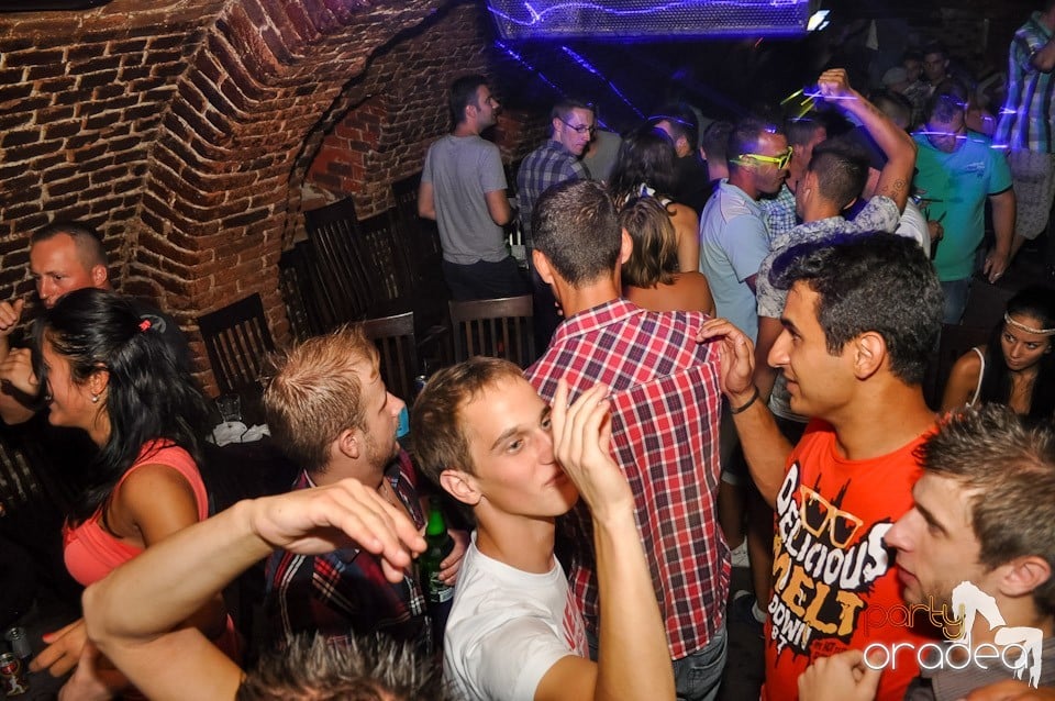 Summer Party cu Carlsberg în Escape, 