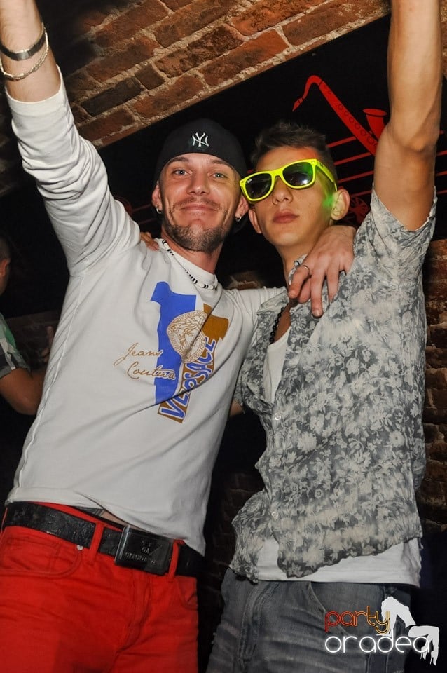 Summer Party cu Carlsberg în Escape, 