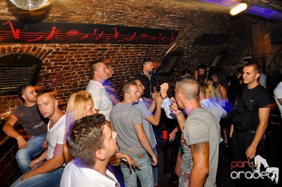 Summer Party cu Carlsberg în Escape, 