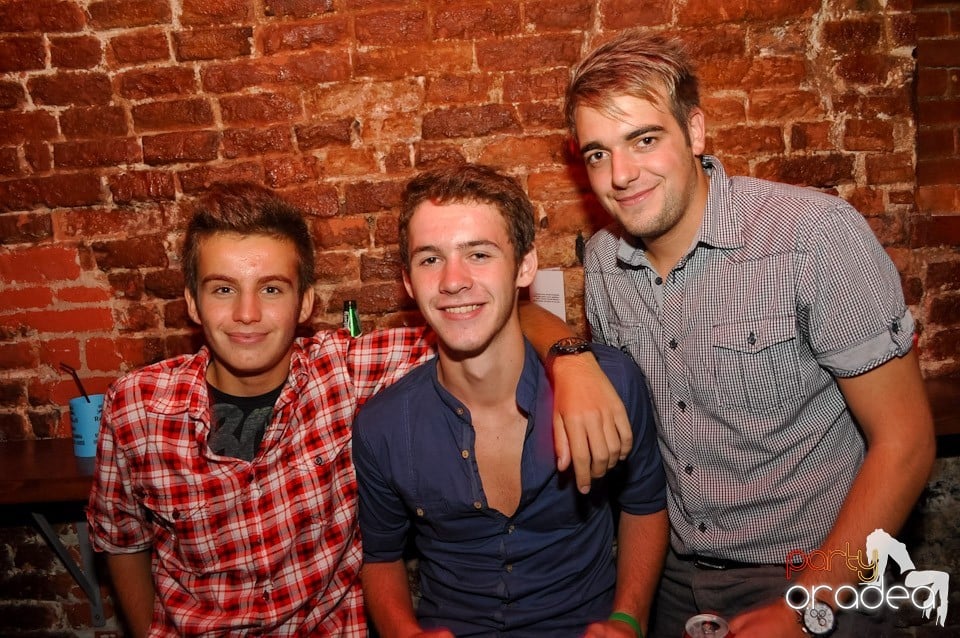 Summer Party cu Carlsberg în Escape, 