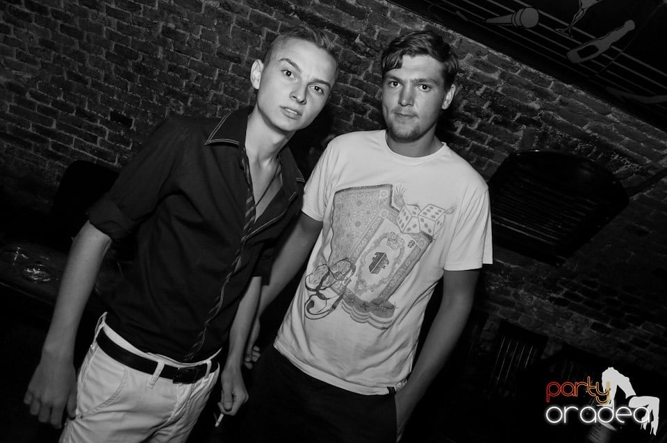 Summer Party cu Carlsberg în Escape, 