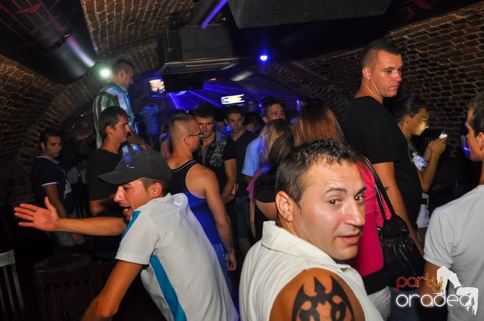 Summer Party cu Carlsberg în Escape, 