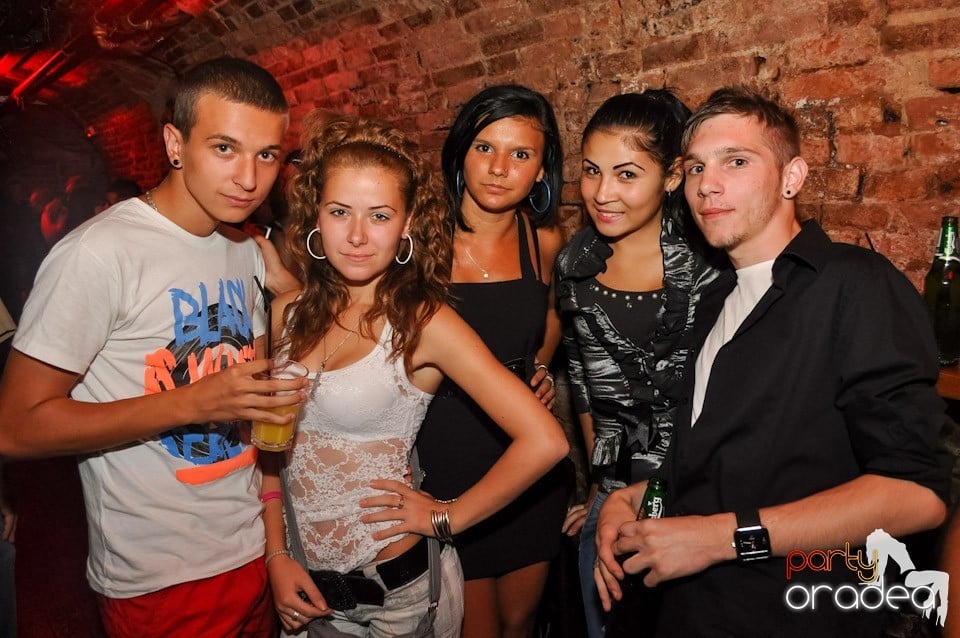 Summer Party cu Carlsberg în Escape, 