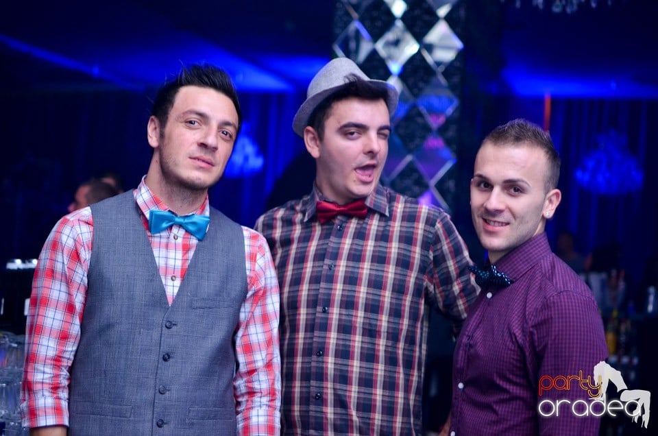 Summer Retro Night Fever Party,