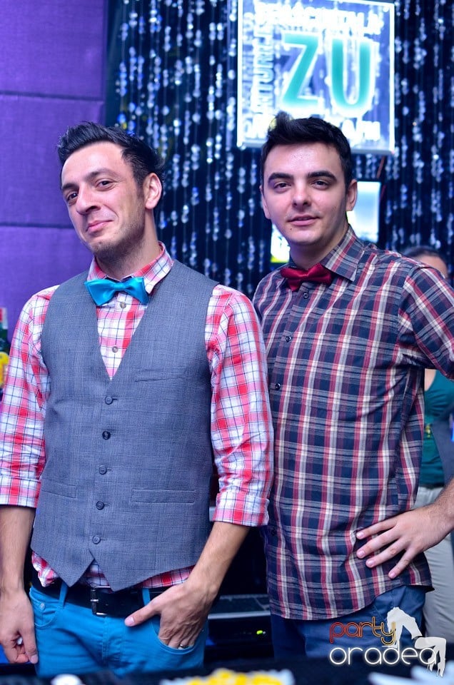 Summer Retro Night Fever Party,