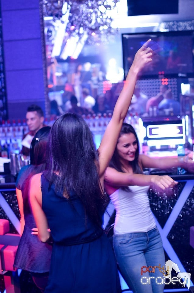 Summer Retro Night Fever Party,