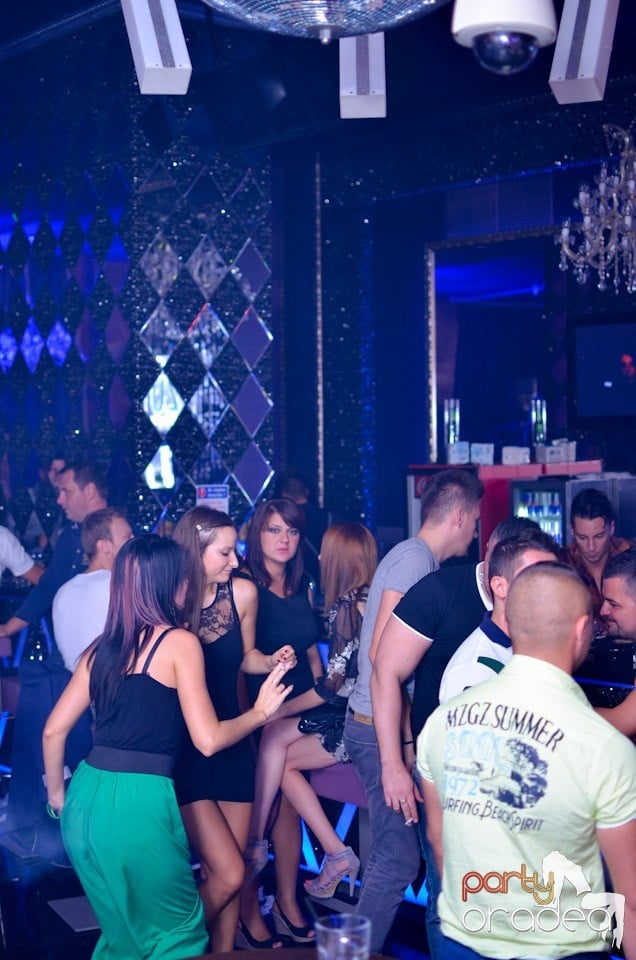 Summer Retro Night Fever Party,