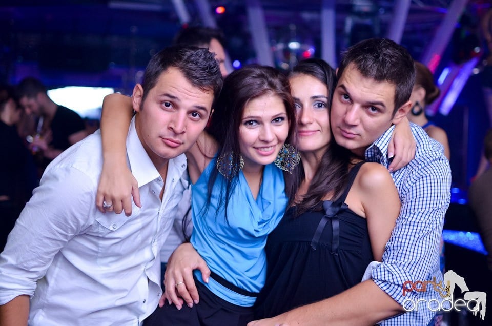 Summer Retro Night Fever Party,